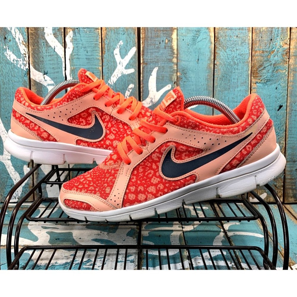 Nike Flex Experience RN 2 Women's Running Shoes Red Orange Sz 8.5 (599548-600)